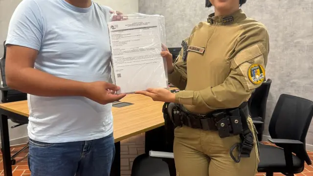 Prefeito Municipal entrega Alvará de Construção da nova sede da 4ª CIPM à Polícia Militar